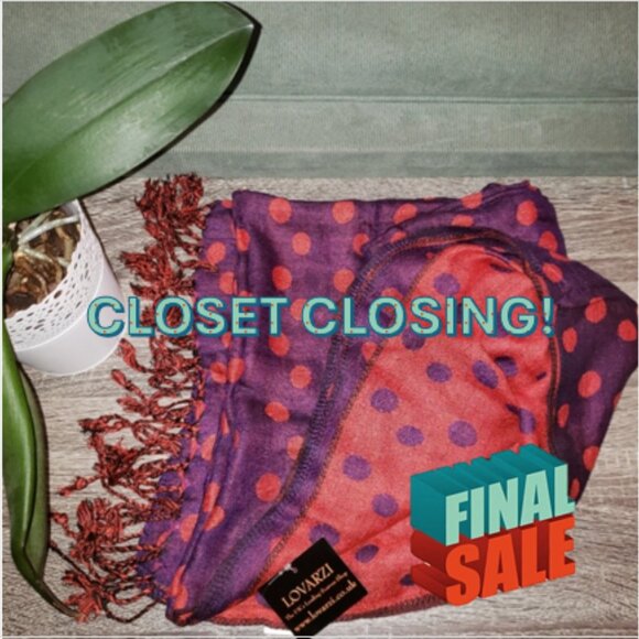 | Lovarzi | Reversible Polka Dot Scarf - Picture 1 of 5